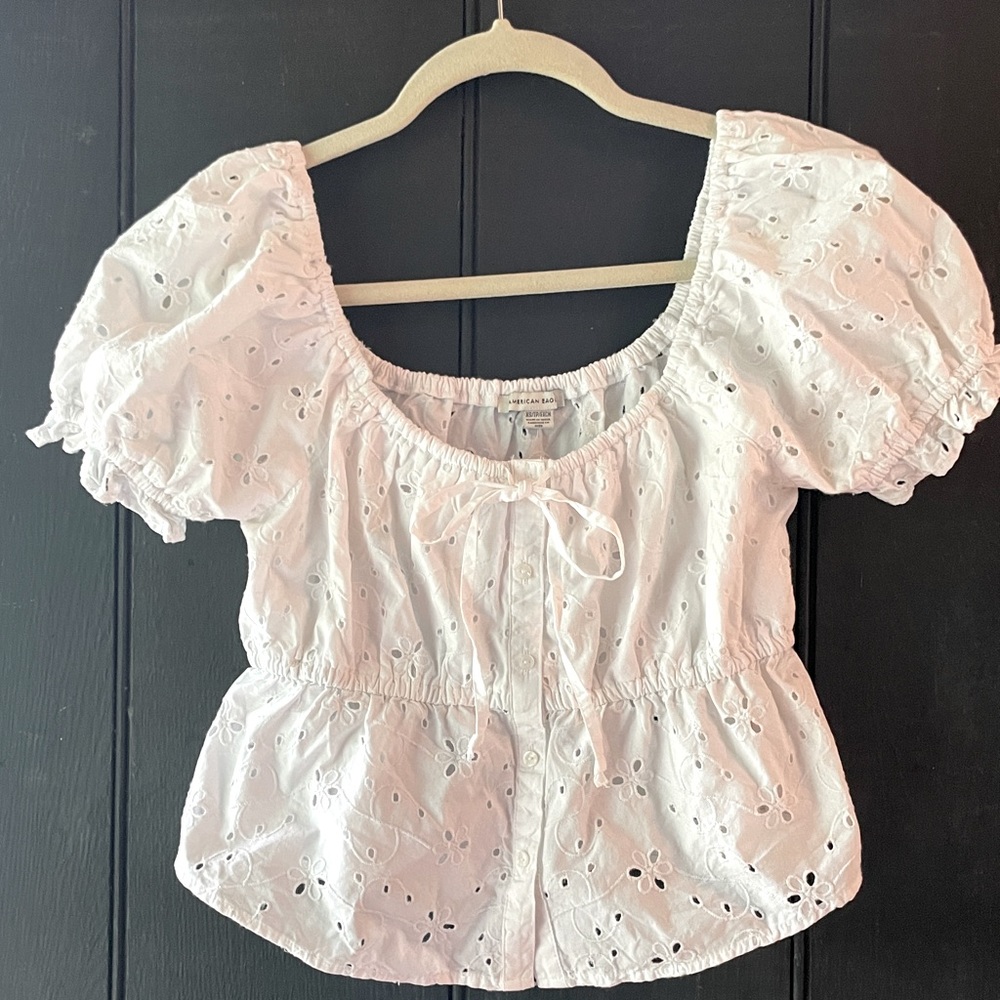 American Eagle Outfitters Eyelet Cropped Peasant Top